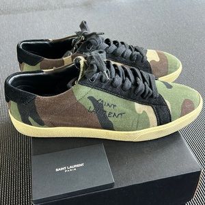 スニーカー SAINT LAURENT Men Sneakers Military 775857AABPQ 2462 SAINT LAURENT: Sneakers men - Military | Saint Laurent